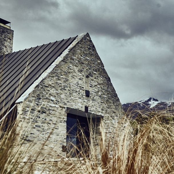 Amisfield Winery & Bistro is located just a stone's throw from Stoneridge, and boasts a stunning Cellar Door and gardens alongside one of NZ's top 100 restaurants.